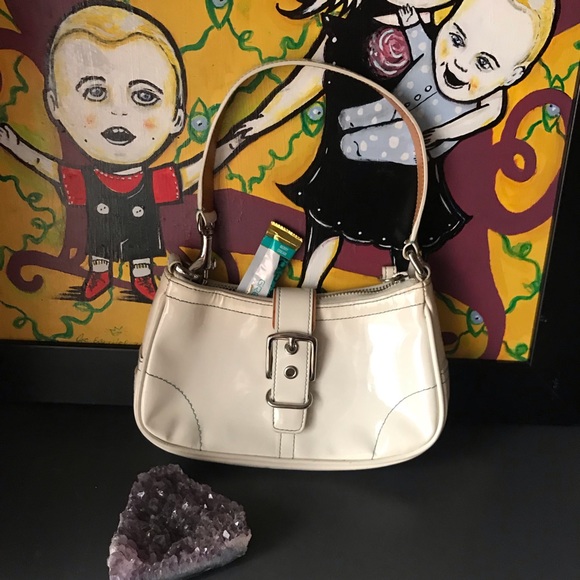 Coach Handbags - Coach Purse